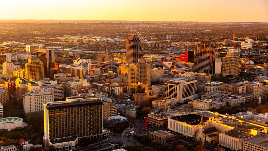 Best Car Transport near San Arlington, Texas