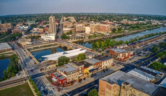 Best Auto Transporter in Elgin, Illinois