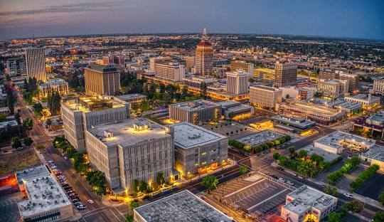 Expedited Auto Shipping in Fresno, California