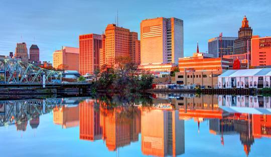 Auto Shipping in Newark, New Jersey