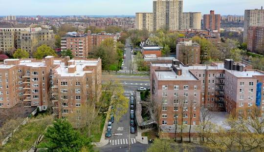 Car Shipping in The Bronx, New York