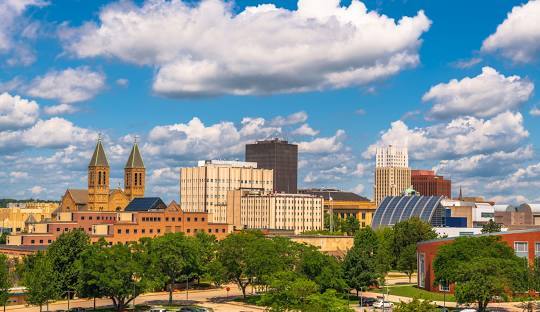 Vehicle Shipping in Akron, Ohio