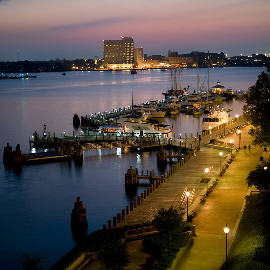 Auto Transport in Norfolk, Virginia