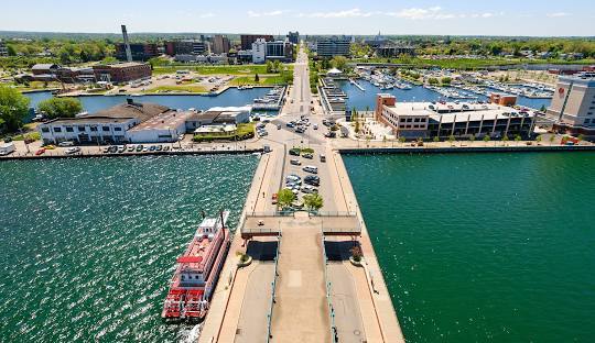Vehicle Shipping in Erie, Pennsylvania